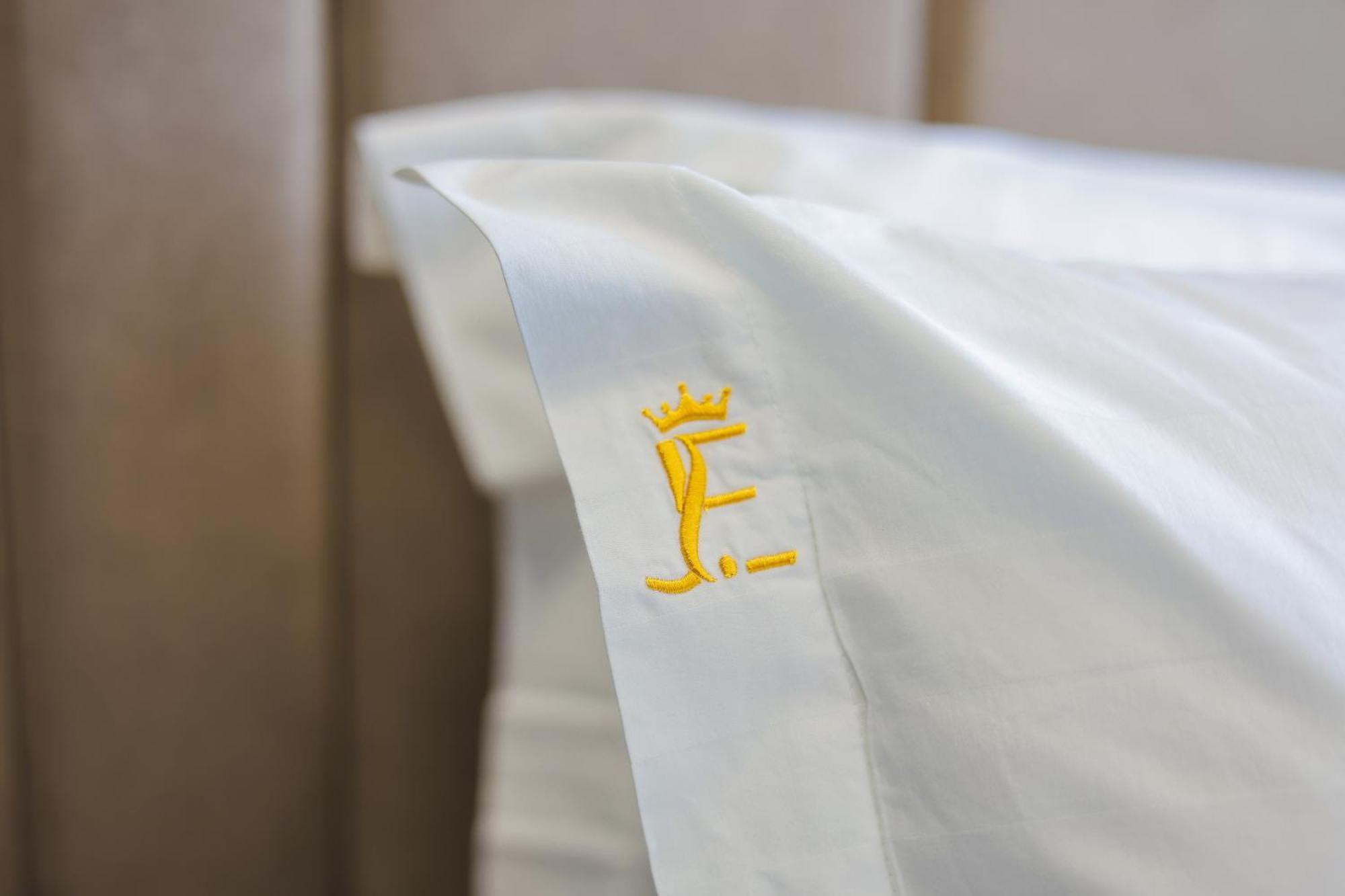 Joelle Premium Hotel Sarandë 외부 사진