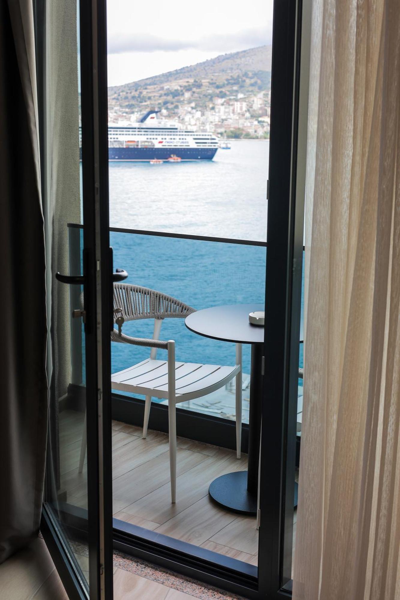 Joelle Premium Hotel Sarandë 외부 사진